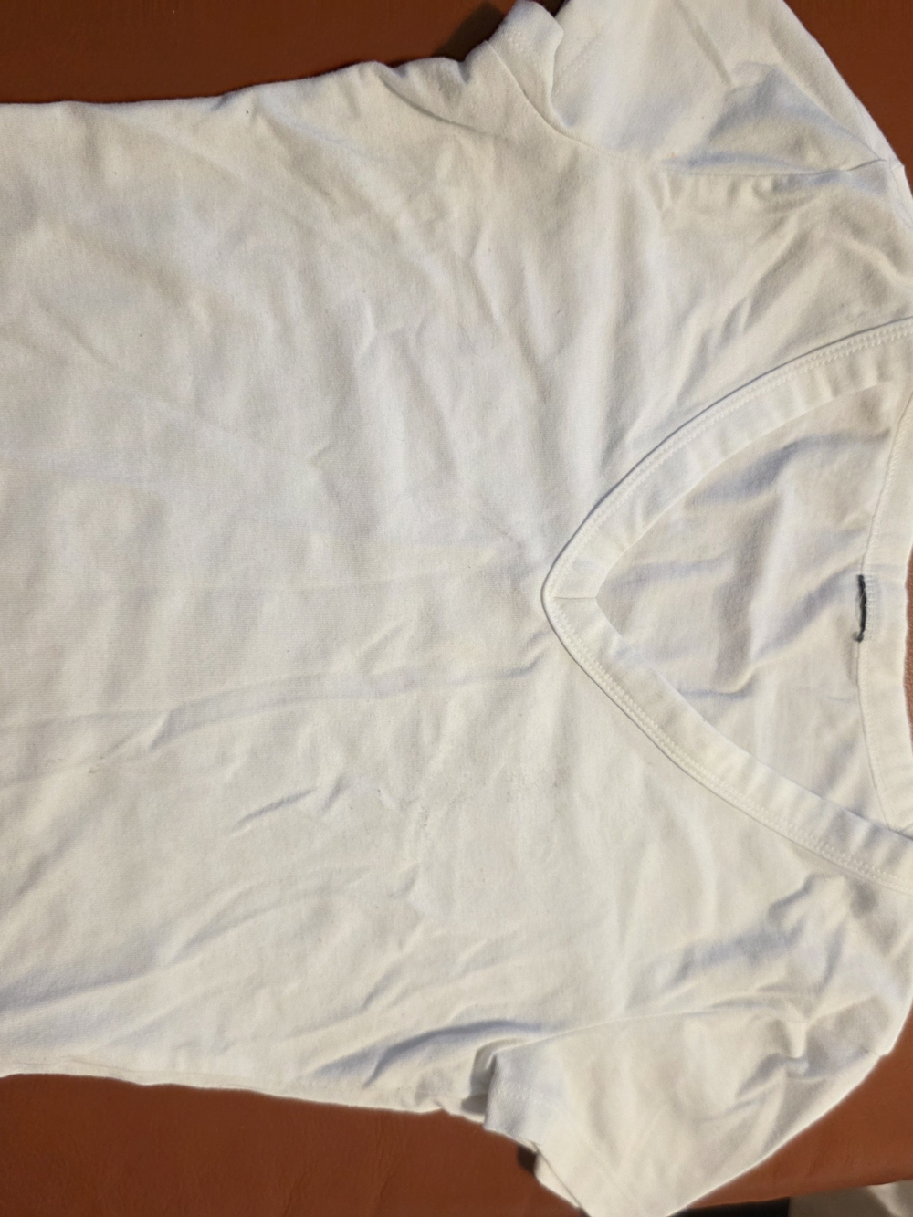 Women's White V-Neck Short Sleeve Tee
